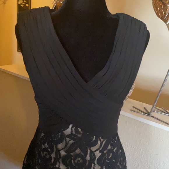 Black Spandex and Lace Evening Dress - Picture 2 of 5
